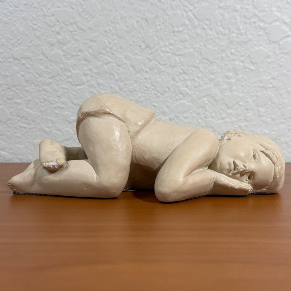 Vintage 1982 Austin Sculpture Treasures 'Bottoms Up' Sleeping Baby Figurine 6.5"